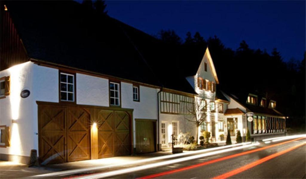 Hotel Restaurant Kaiser Glatt Exteriör bild